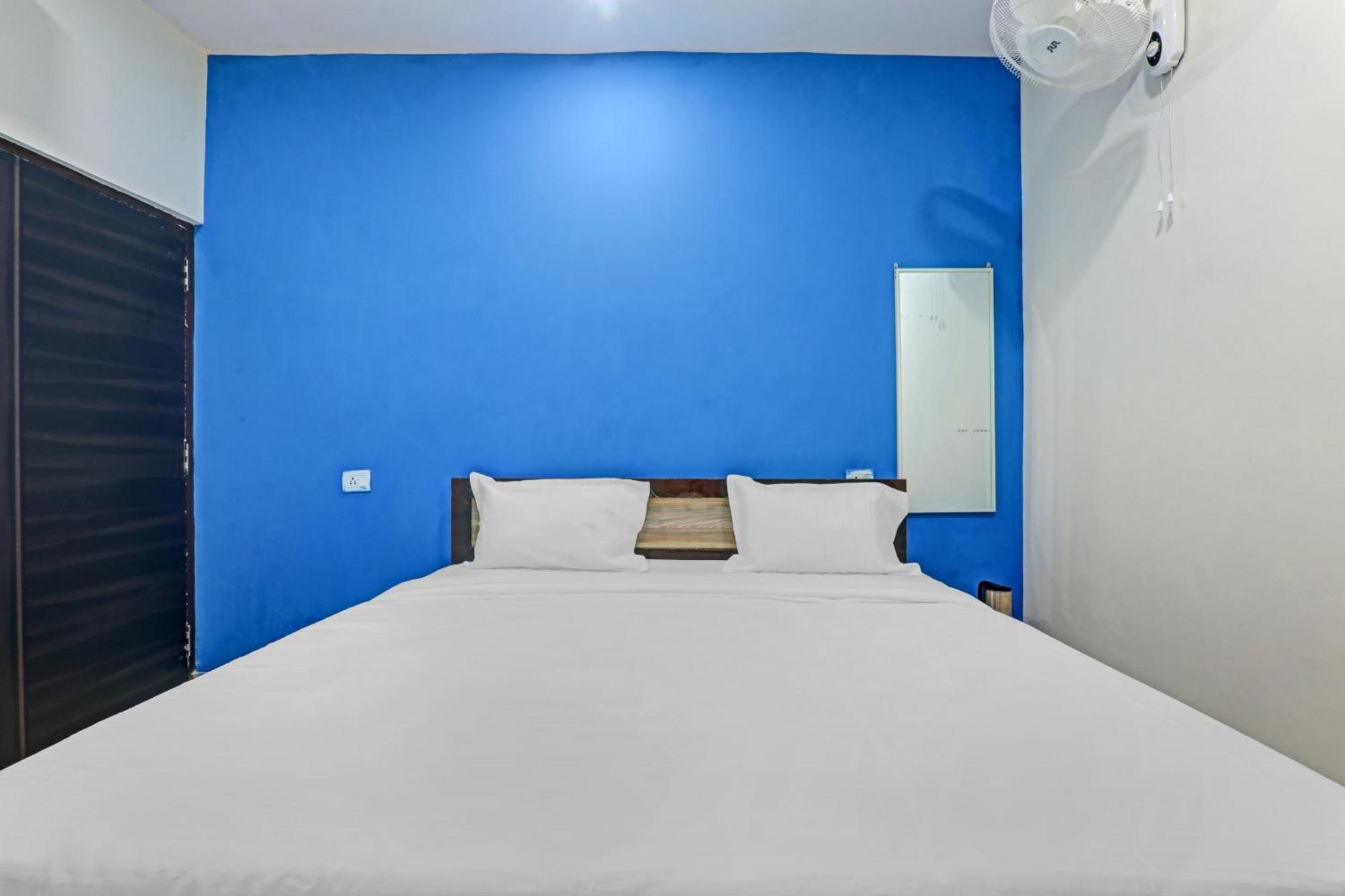 Hotel O Rudra Palace Near Phoenix United Λάκναου Εξωτερικό φωτογραφία