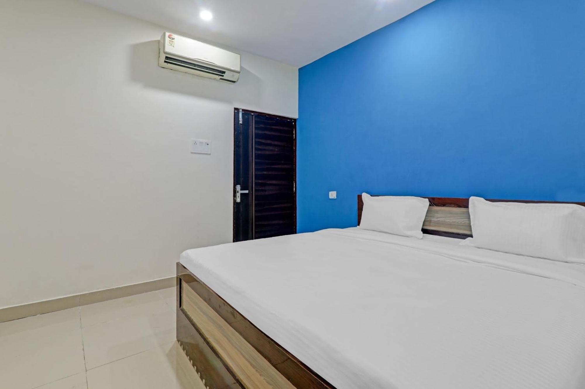 Hotel O Rudra Palace Near Phoenix United Λάκναου Εξωτερικό φωτογραφία