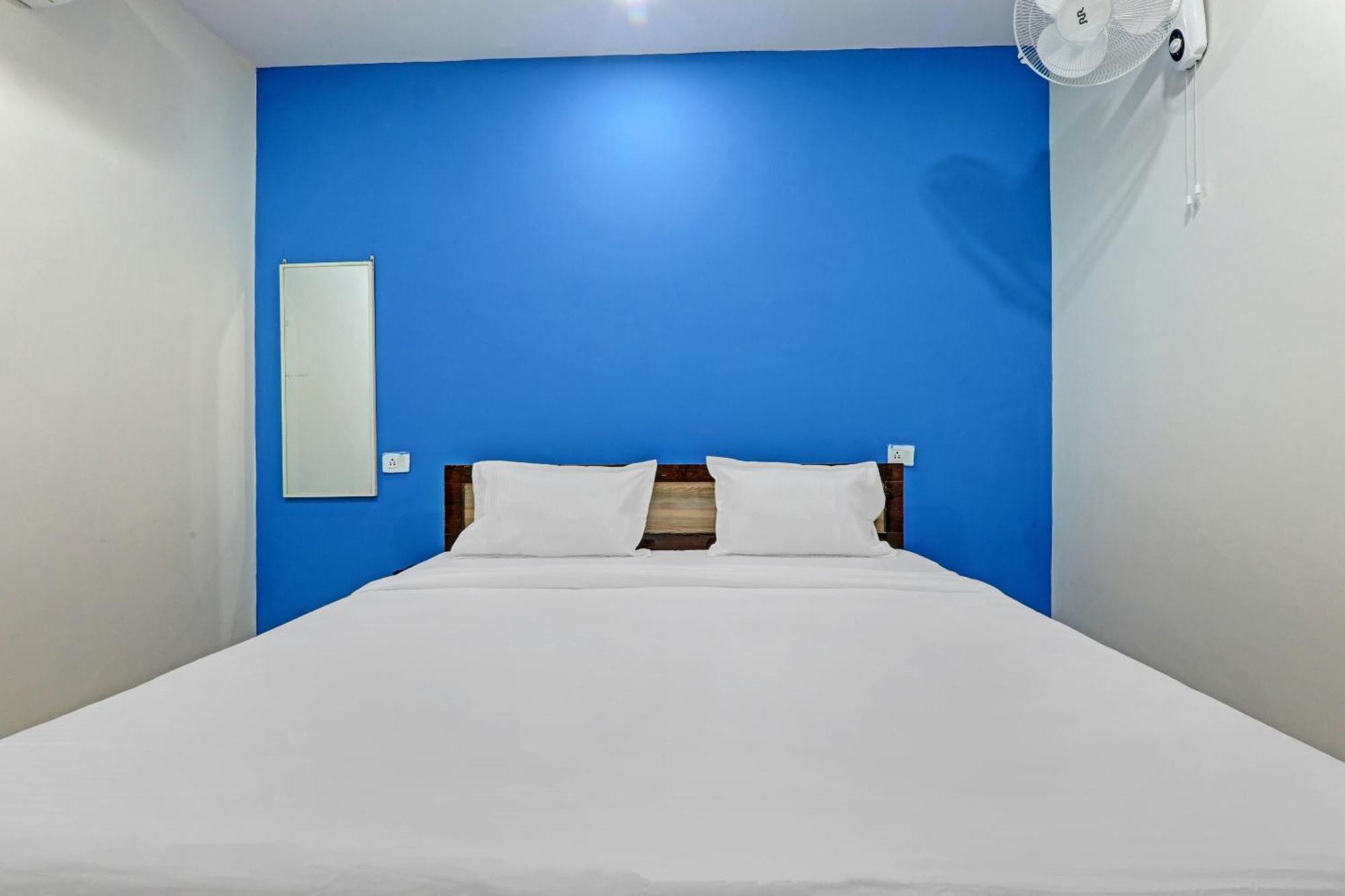 Hotel O Rudra Palace Near Phoenix United Λάκναου Εξωτερικό φωτογραφία